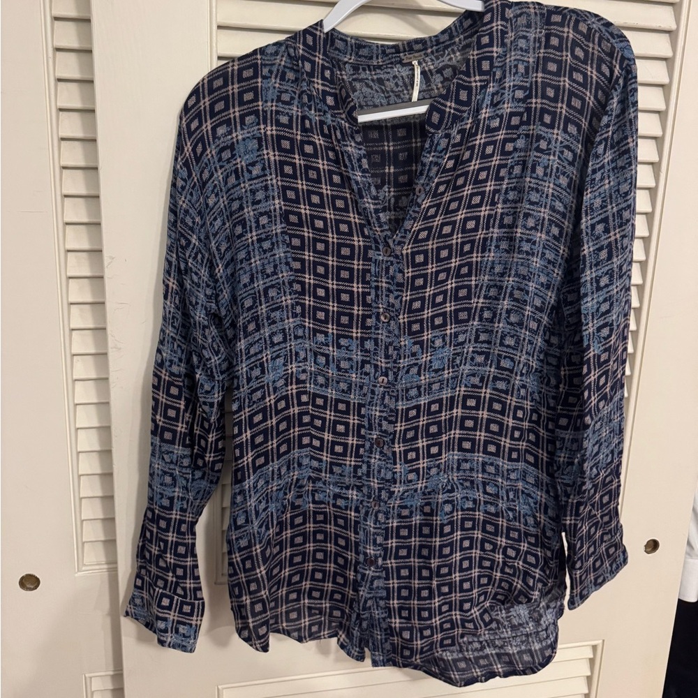 Free people long sleeve v neck